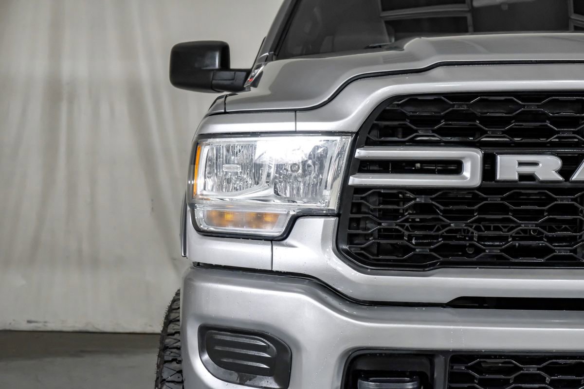 Used 2022 RAM 2500 Tradesman w/ Chrome Appearance Group AWD/4WD image 38