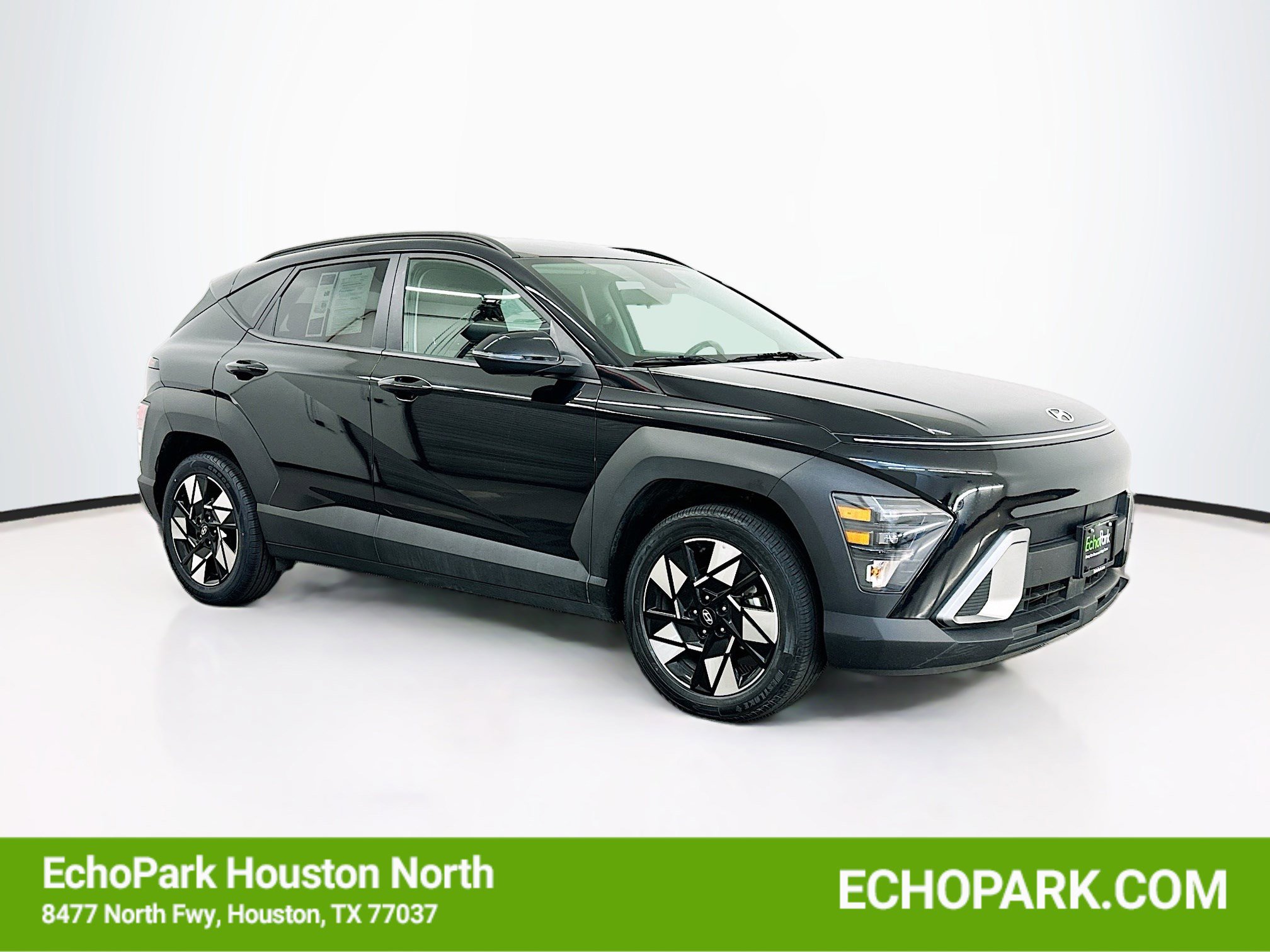 Used 2025 Hyundai Kona SEL image 1