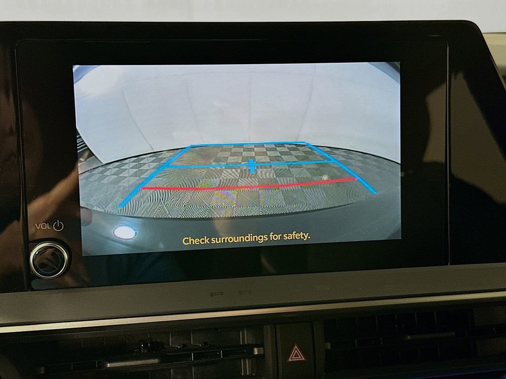 Used 2024 Toyota Prius XLE image 14