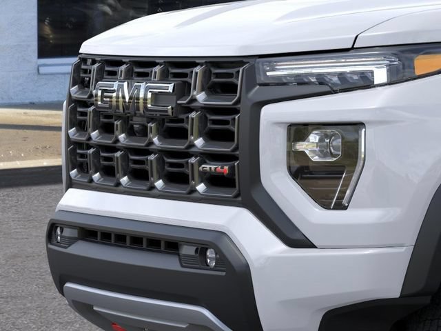 New 2026 GMC Canyon AT4 w/ Nightfall Edition AWD/4WD image 13