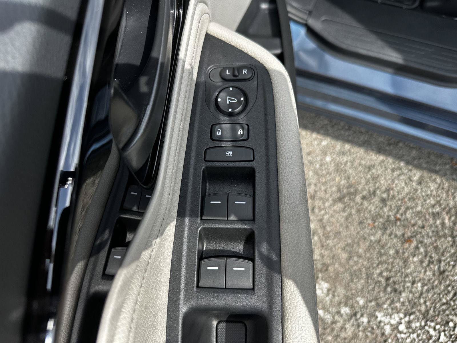 Certified 2026 Honda Odyssey Touring image 9