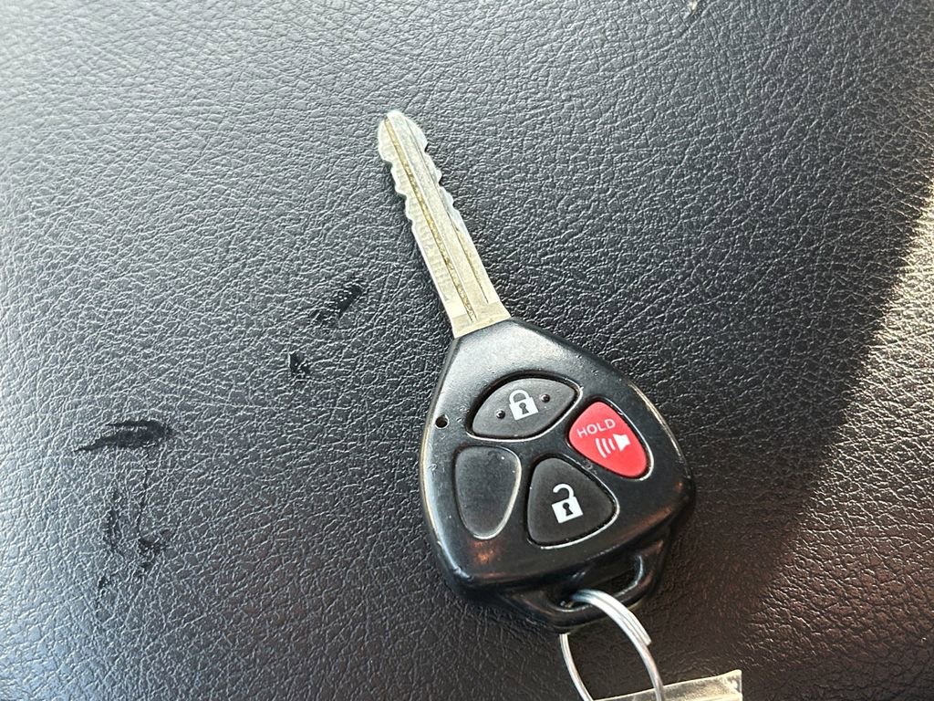 Used 2015 Toyota 4Runner SR5 image 33