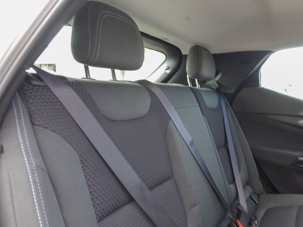 Used 2023 Chevrolet Bolt EUV LT image 13