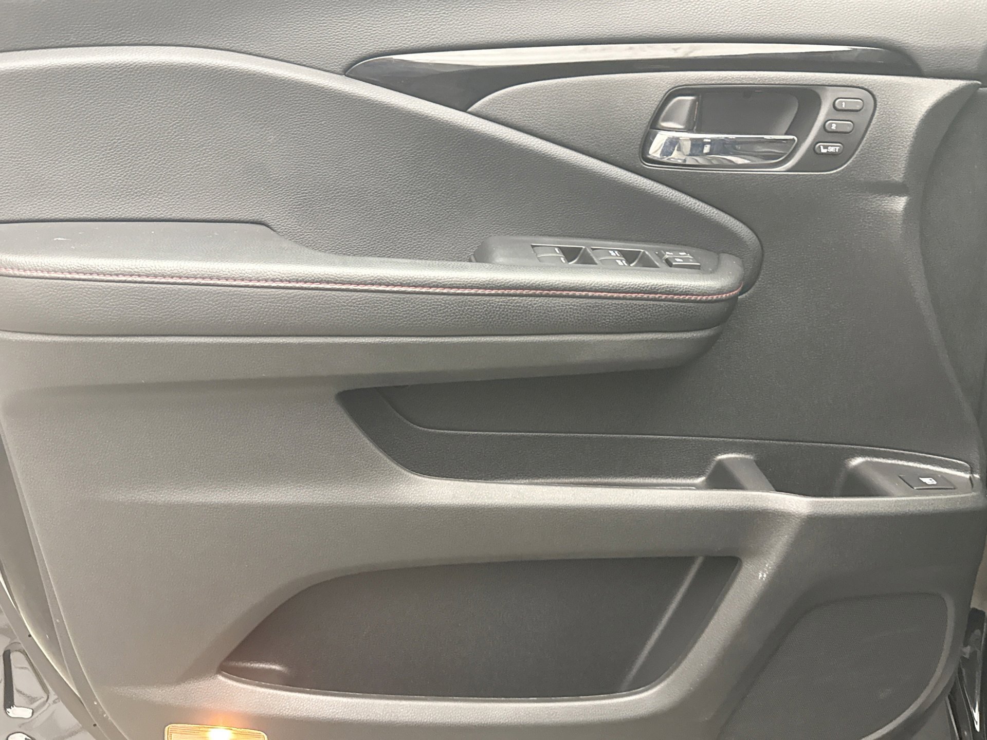 Used 2019 Honda Ridgeline Black Edition image 9