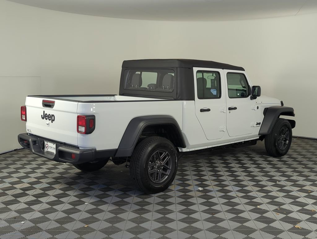 New 2026 Jeep Gladiator Sport AWD/4WD image 5