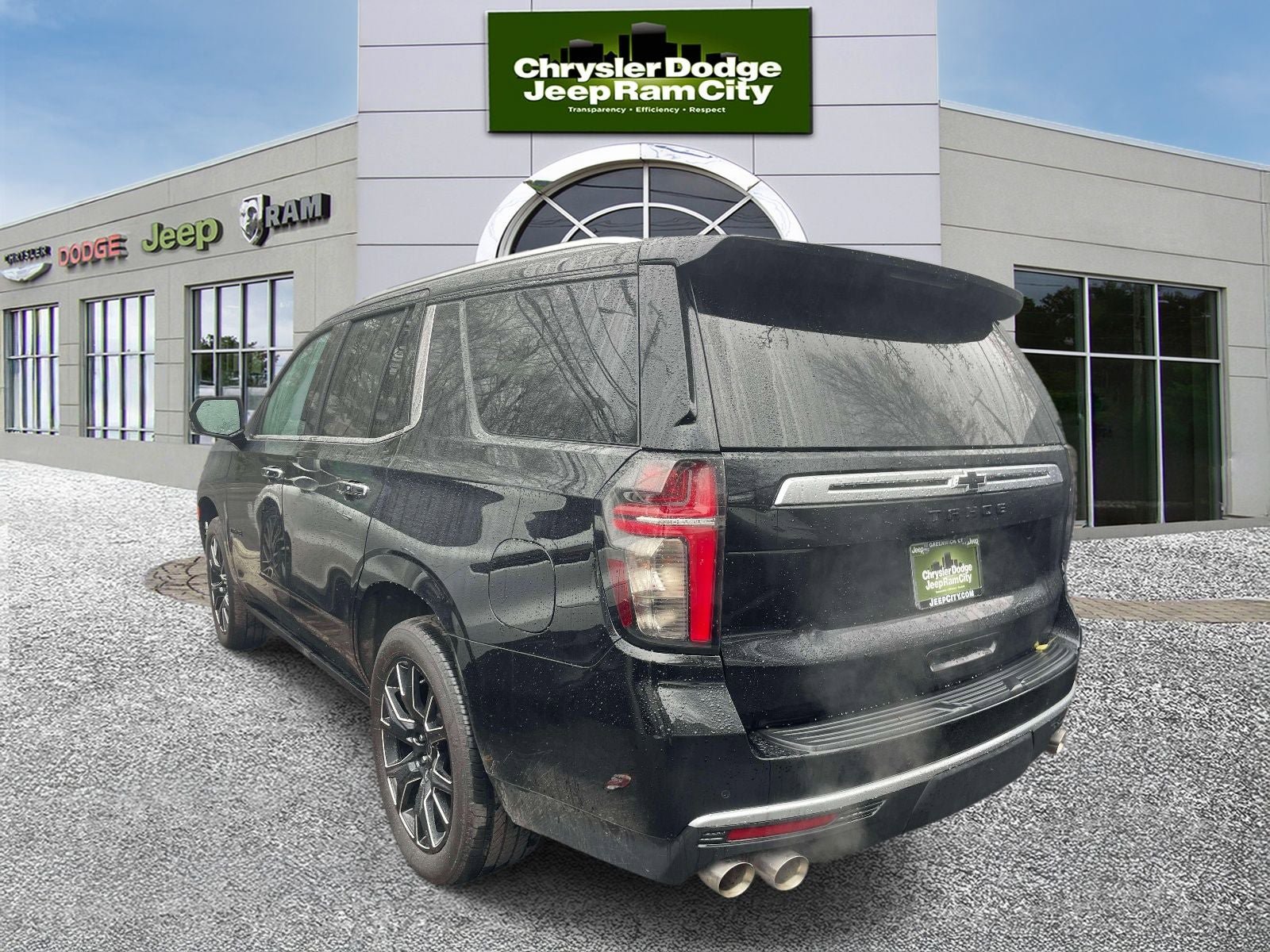 Used 2023 Chevrolet Tahoe High Country AWD/4WD image 7
