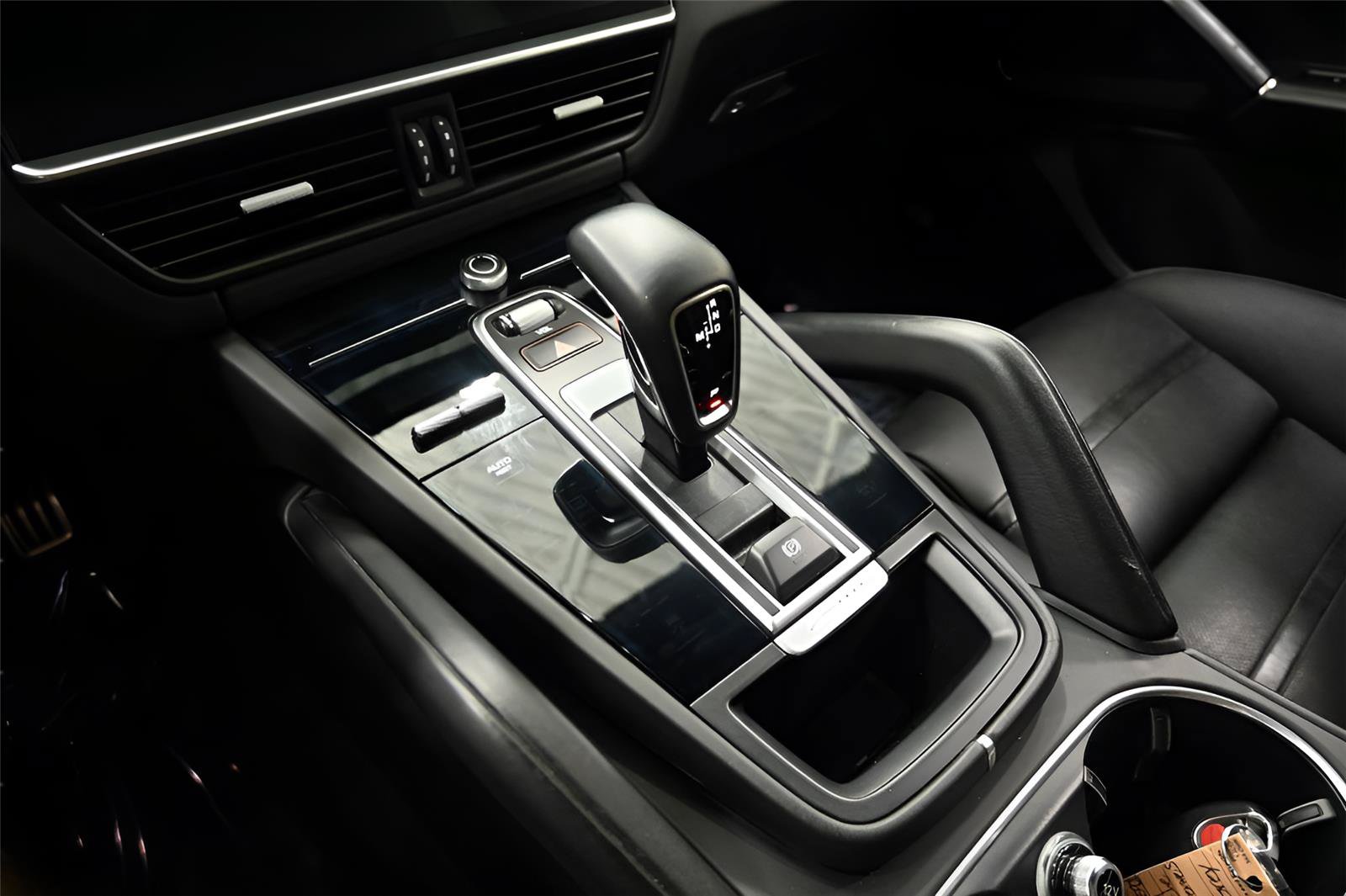 Used 2019 Porsche Cayenne S AWD/4WD image 24