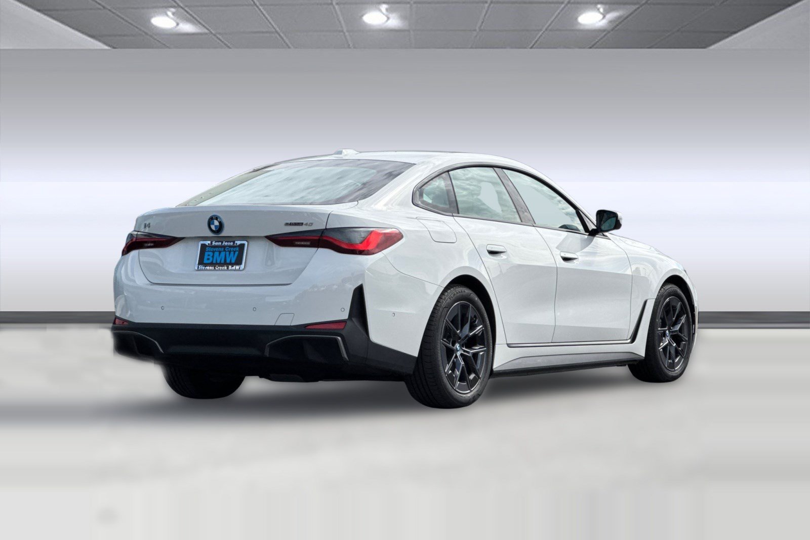 Certified 2023 BMW i4 eDrive40 w/ Premium Package RWD image 8