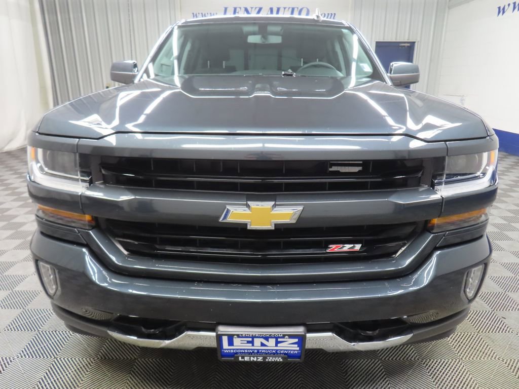 Used 2018 Chevrolet Silverado 1500 LT w/ All Star Edition image 38