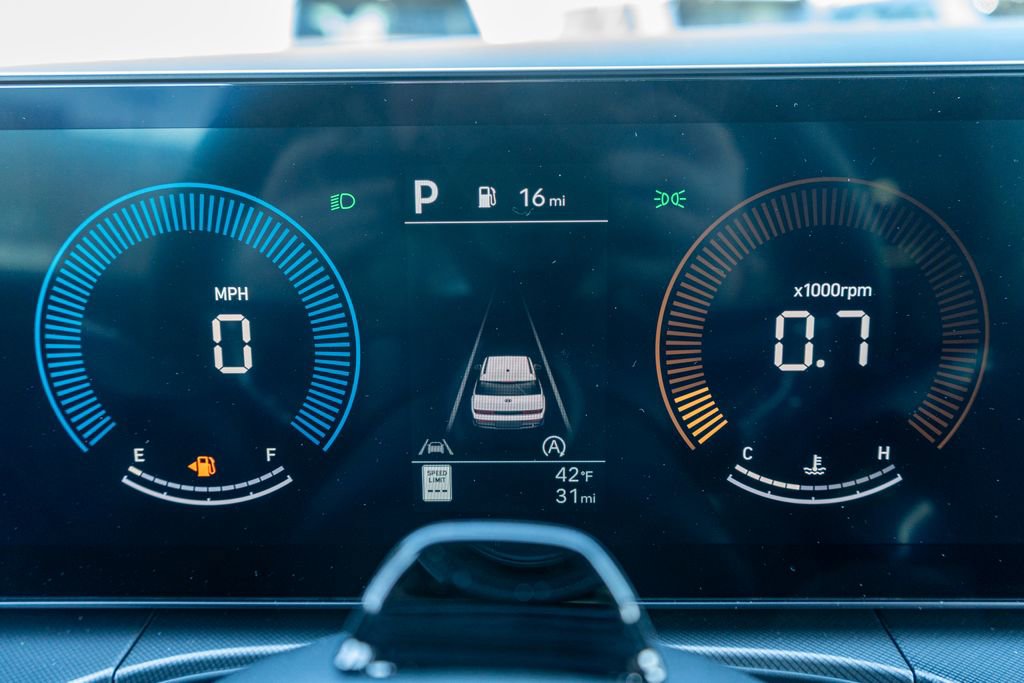 New 2026 Hyundai Santa Fe SEL image 30