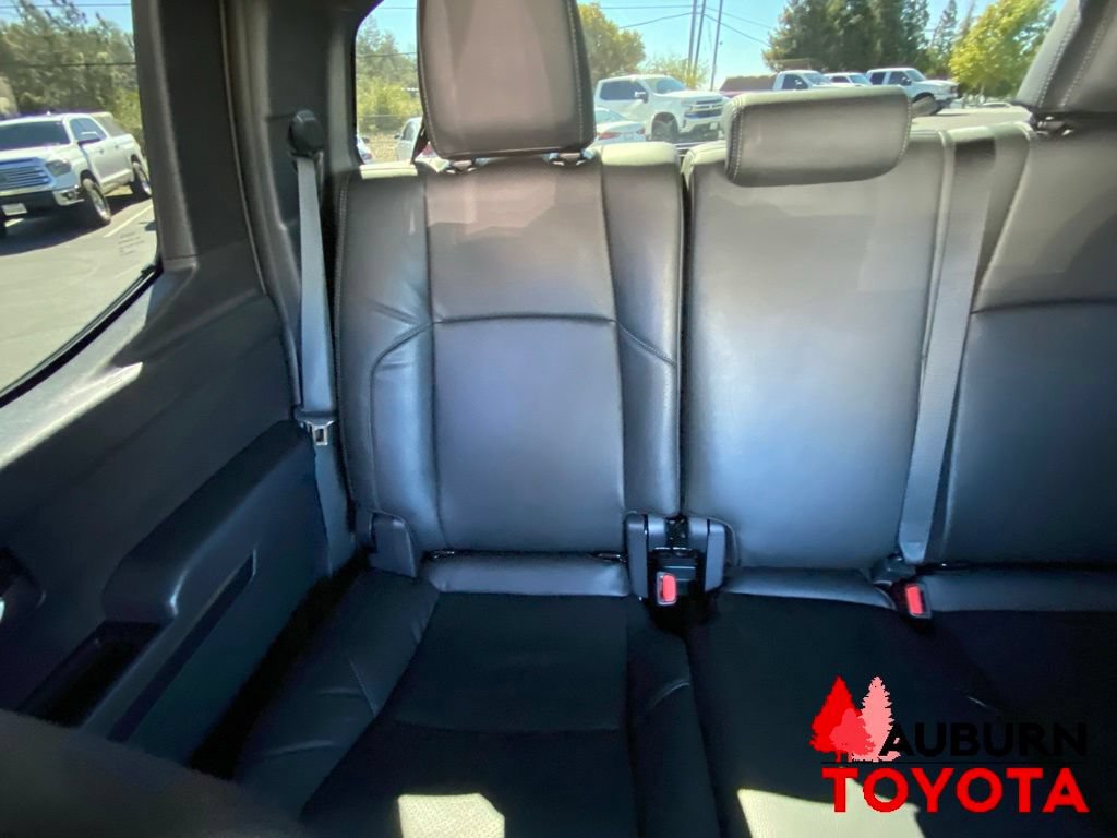 Used 2025 Toyota Tacoma TRD Sport AWD/4WD image 20