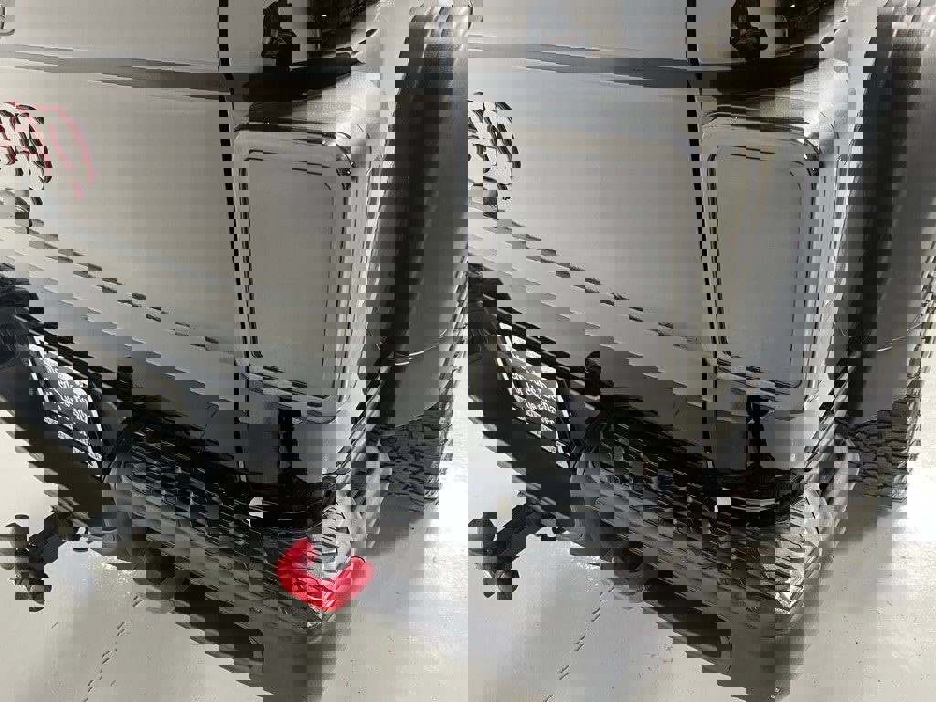 Used 2020 Jeep Gladiator Rubicon w/ Dual Top Group image 14