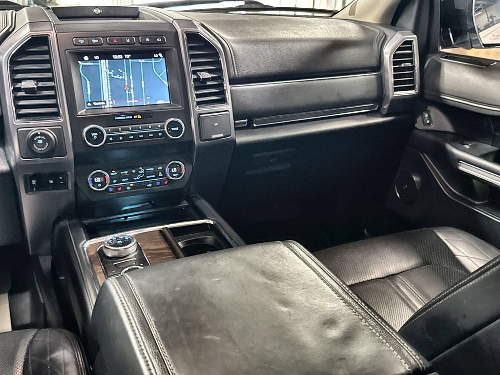 Used 2019 Ford Expedition Platinum AWD/4WD image 28