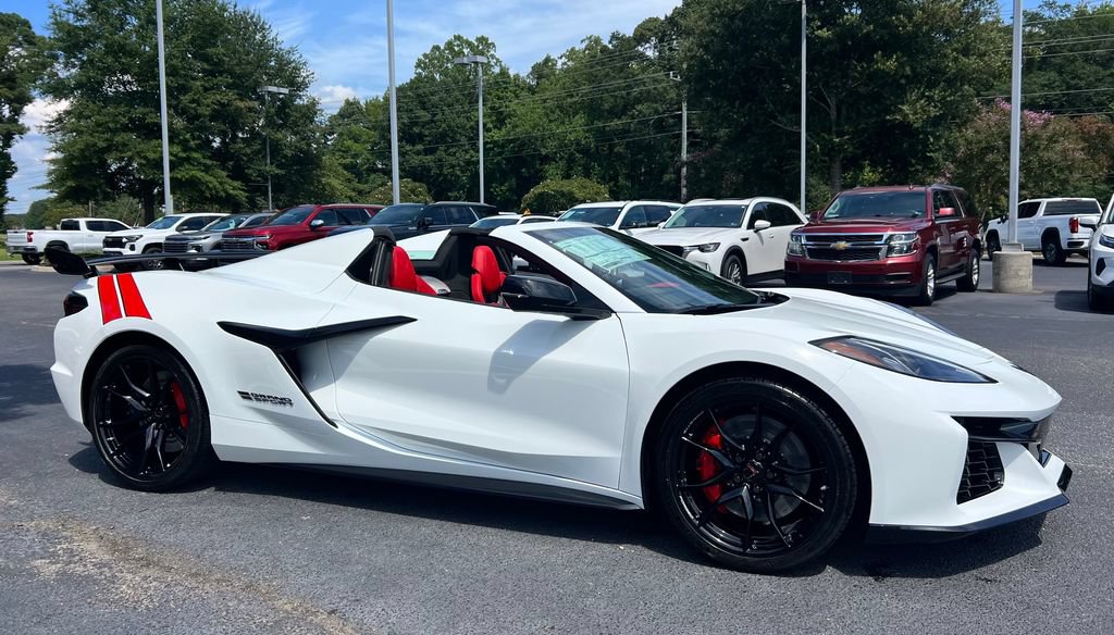 New 2027 Chevrolet Corvette Grand Sport RWD image 4