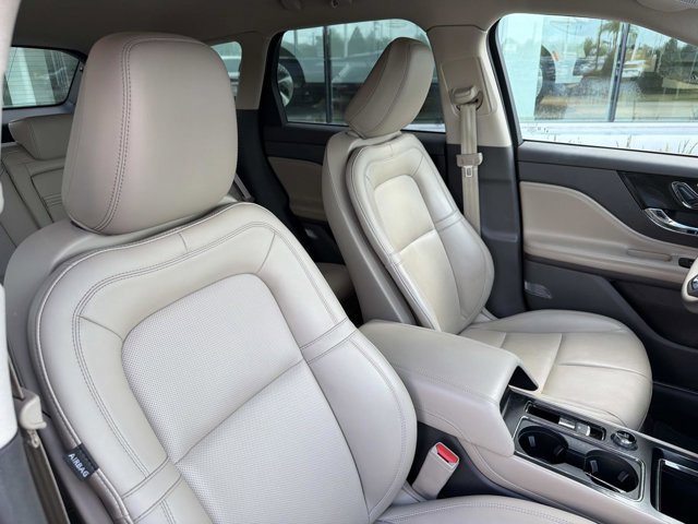 Certified 2022 Lincoln Corsair FWD w/ Equipment Group 101A image 20