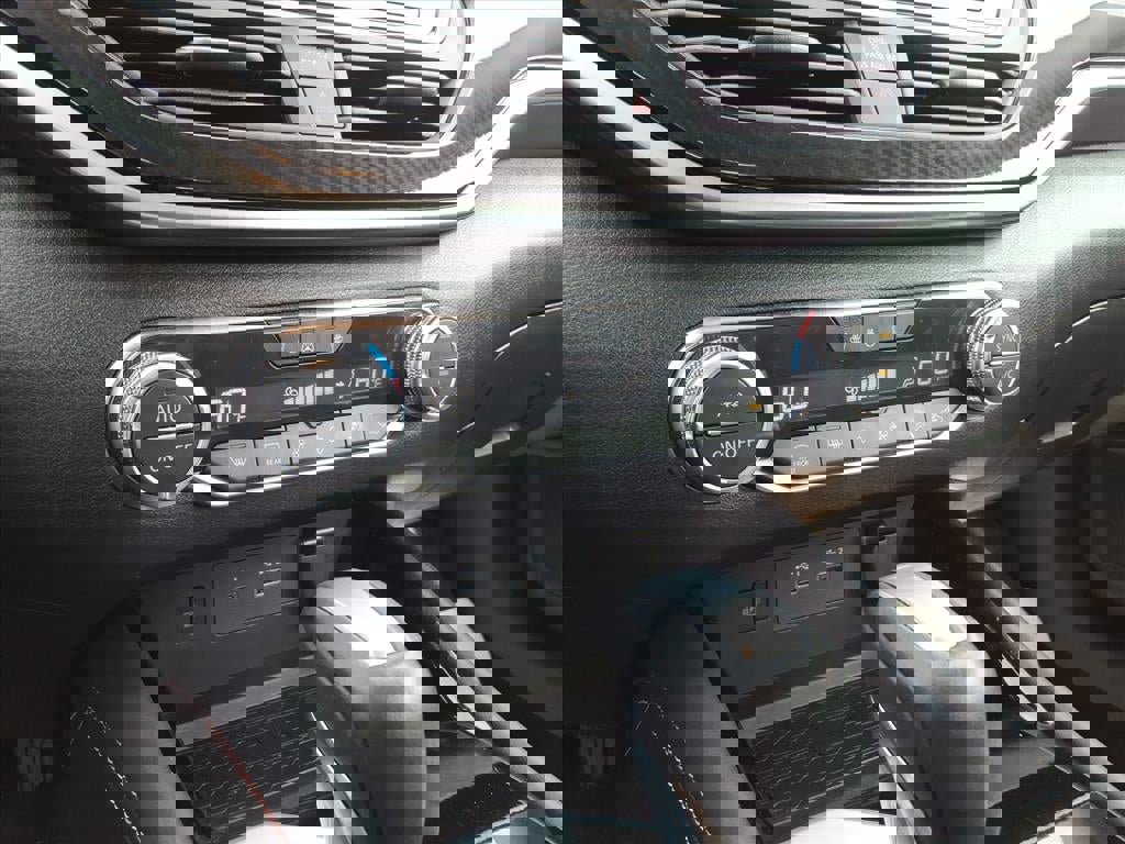 Used 2023 Nissan Altima 2.0 SR image 18