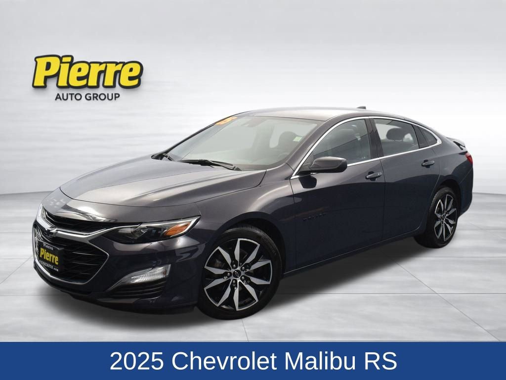 Used 2025 Chevrolet Malibu RS FWD image 1