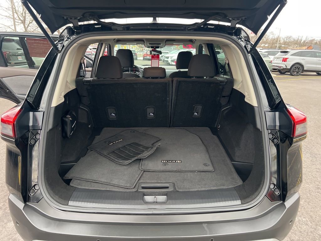 Certified 2023 Nissan Rogue S image 12
