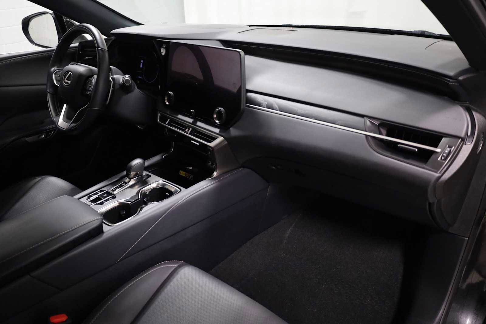 Used 2023 Lexus RX 350 Premium w/ Accessory Package image 6