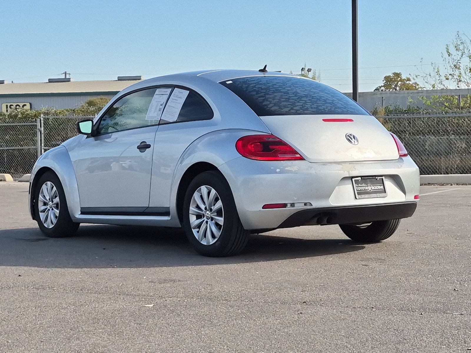 Used 2014 Volkswagen Beetle 2.5 FWD image 3