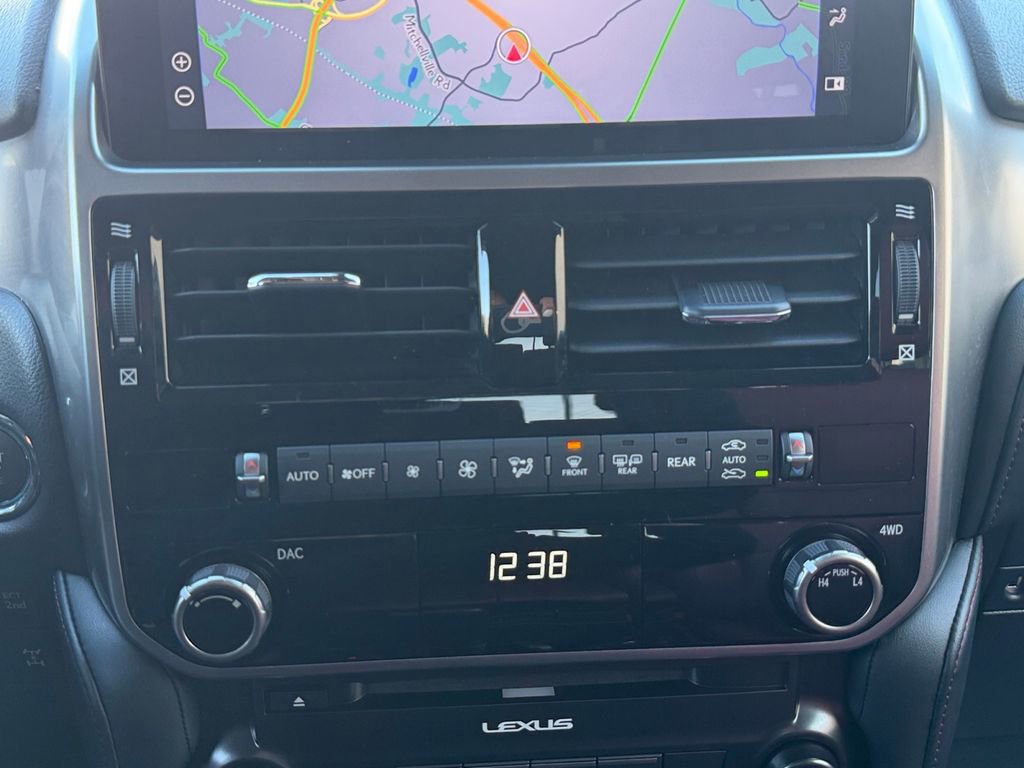 Used 2023 Lexus GX 460 Premium image 23