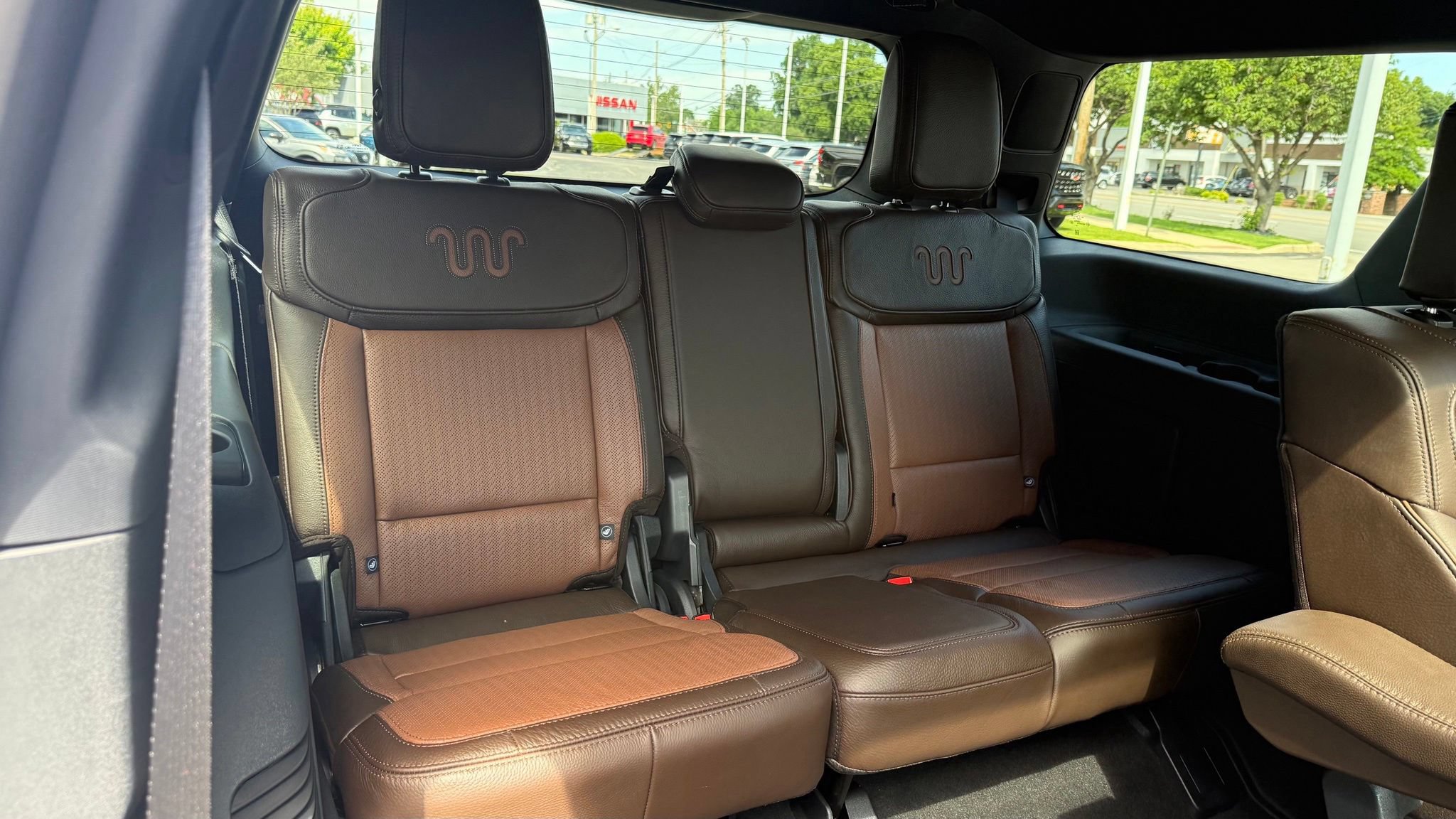 Used 2025 Ford Expedition King Ranch AWD/4WD image 32