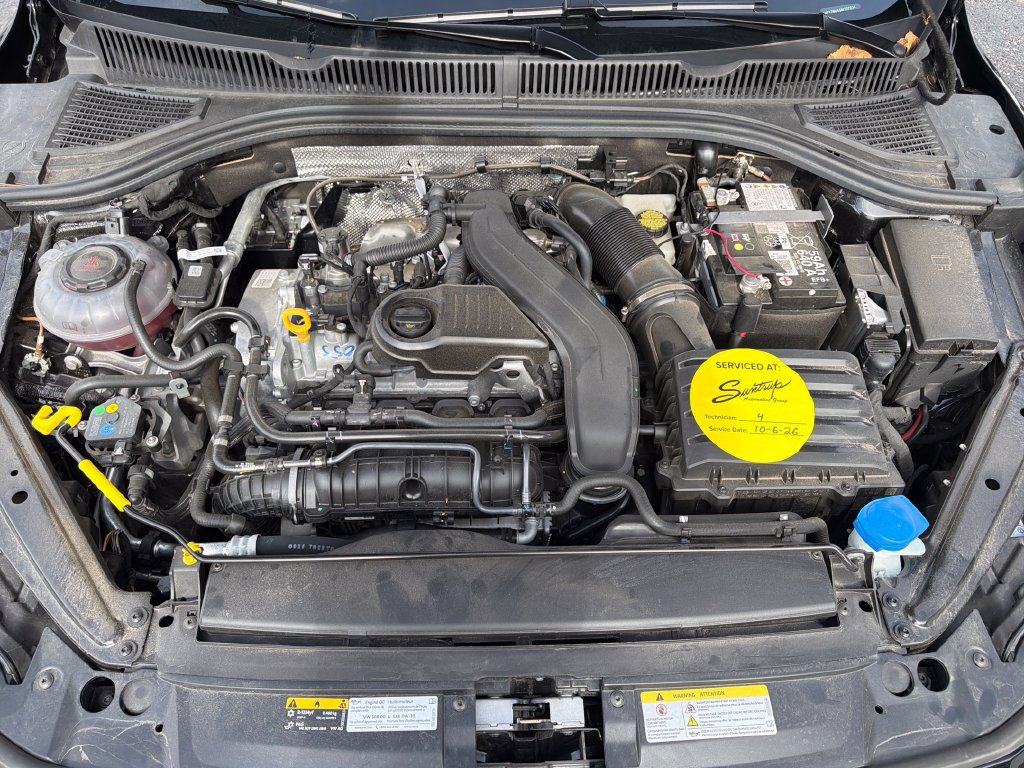 Used 2025 Volkswagen Jetta SE FWD image 25