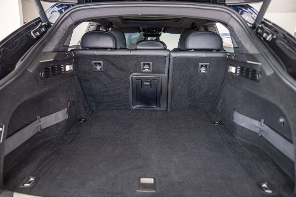 Used 2019 Maserati Levante S GranSport image 17