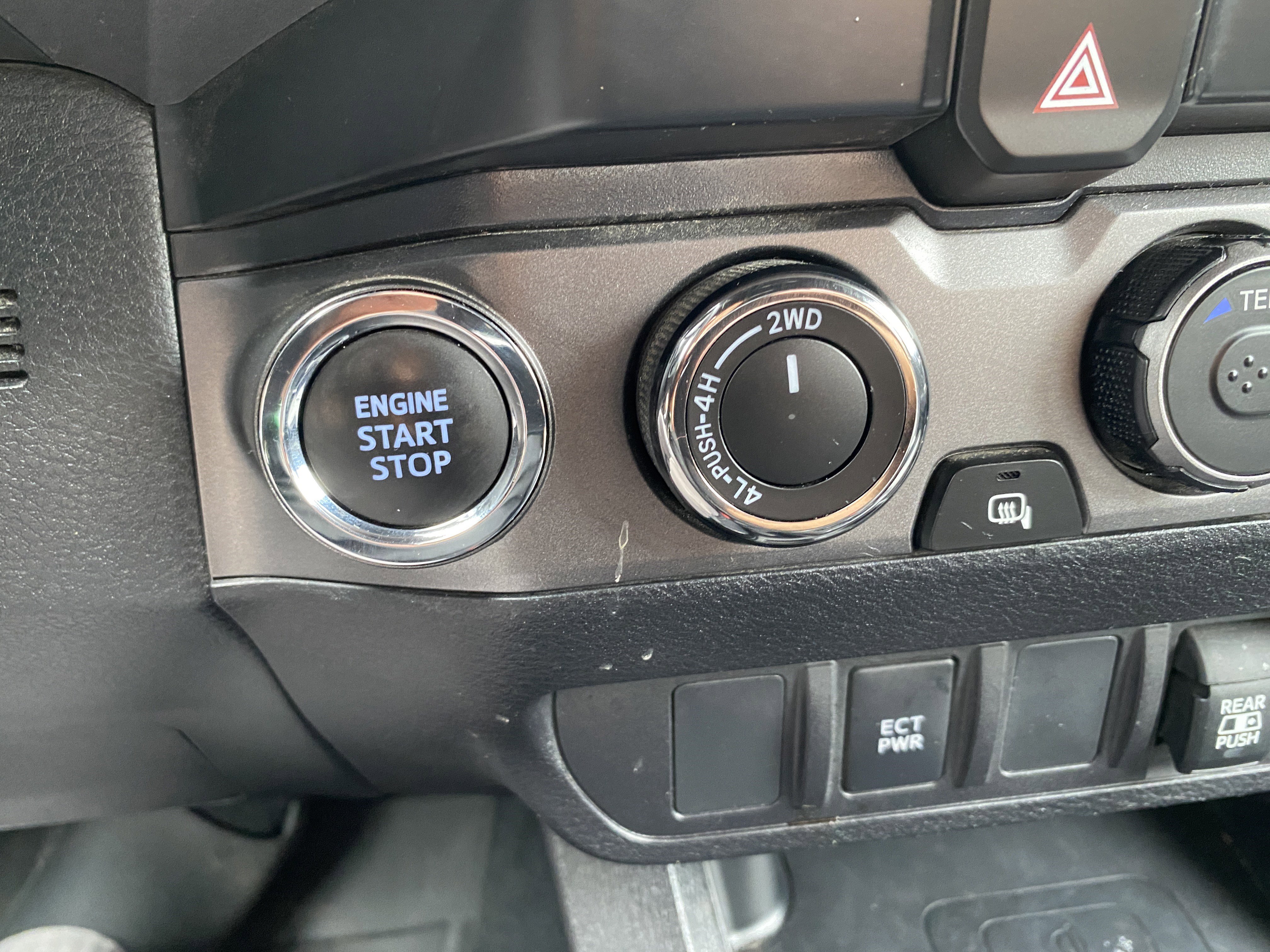 Used 2023 Toyota Tacoma TRD Off-Road image 30
