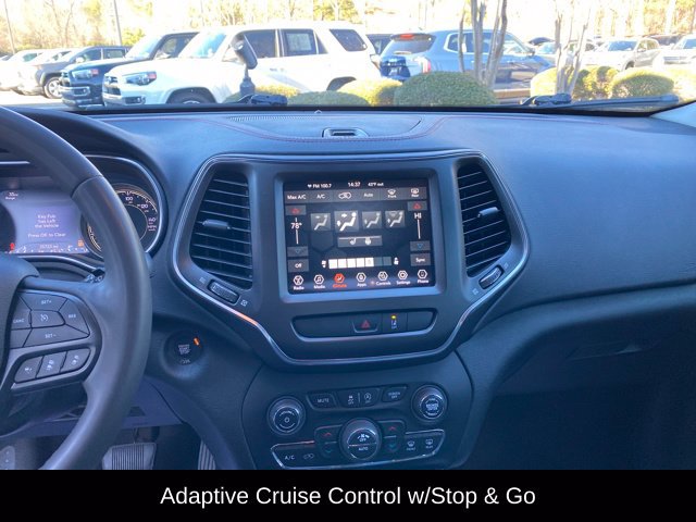 Used 2022 Jeep Cherokee Trailhawk w/ Technology Group B AWD/4WD image 12