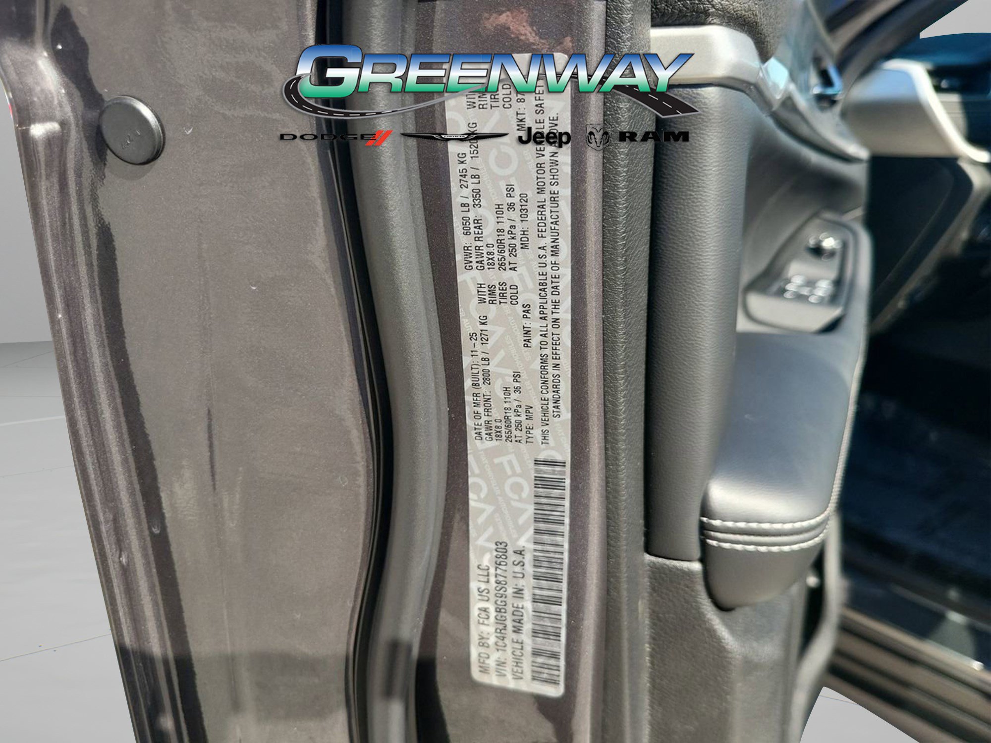 Used 2025 Jeep Grand Cherokee Limited RWD image 34