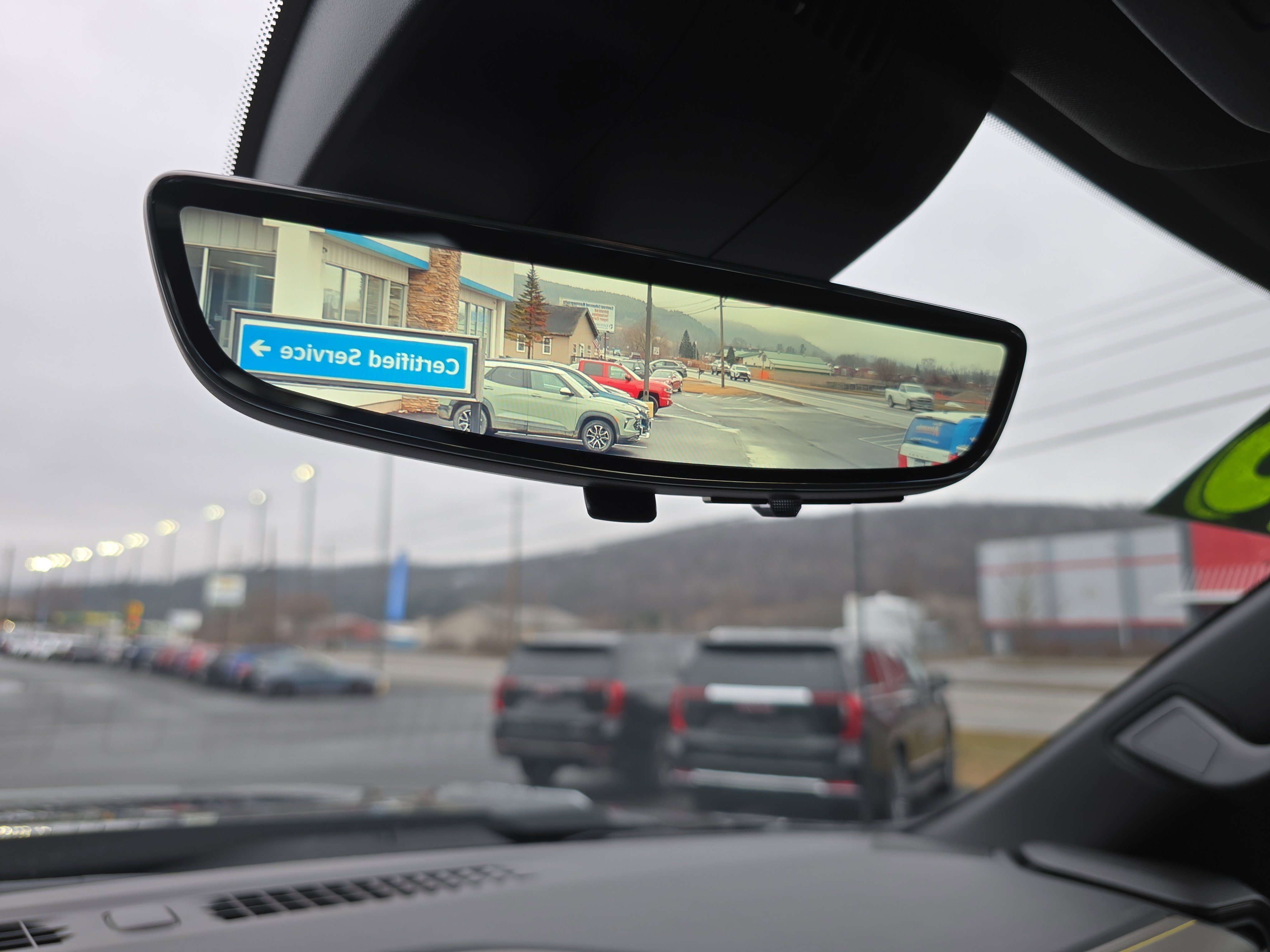 Used 2025 Chevrolet Silverado 2500 ZR2 w/ Technology Package image 34