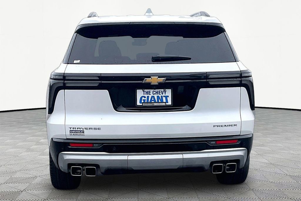 Used 2024 Chevrolet Traverse RS image 6