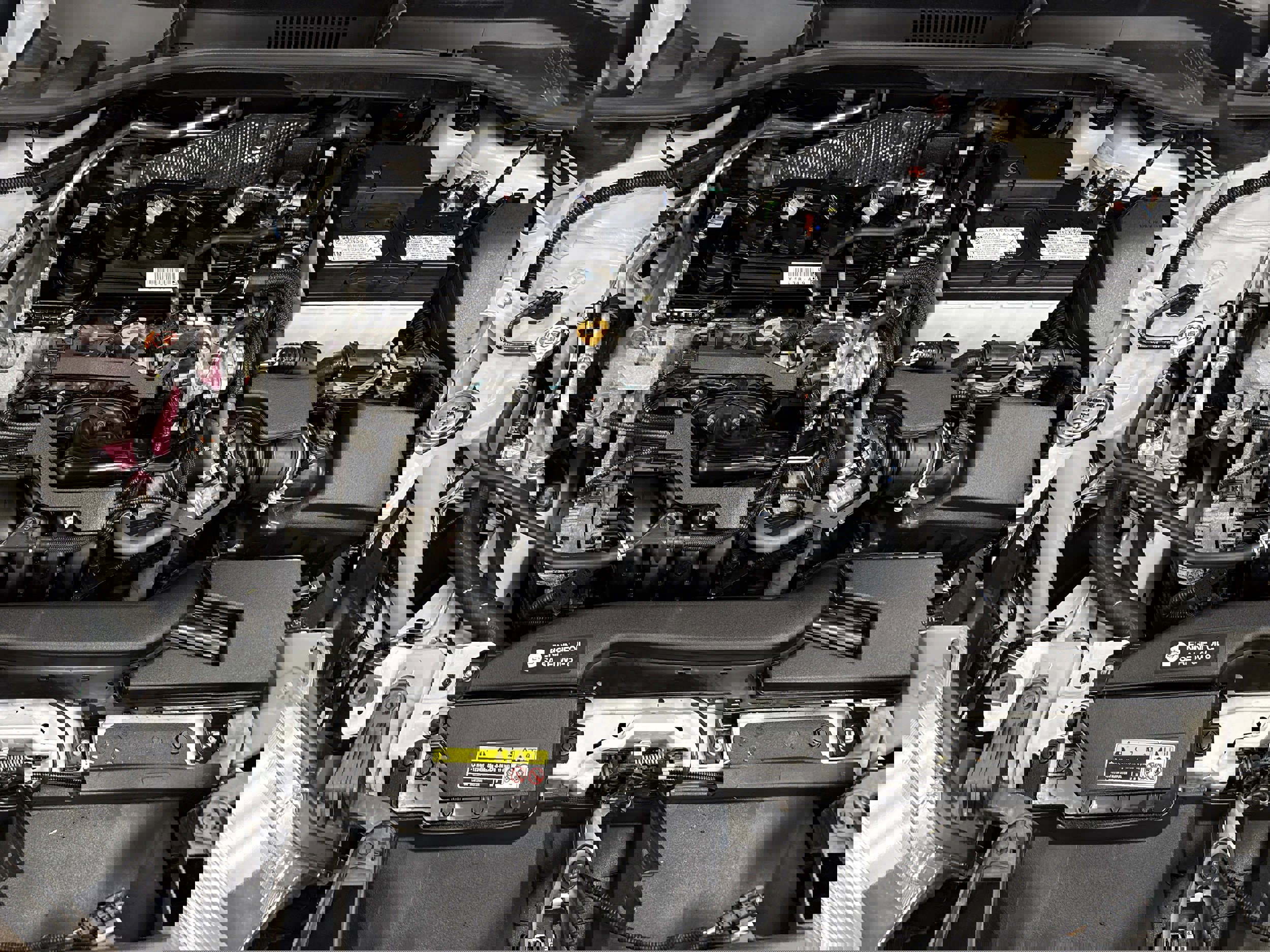 Used 2024 Toyota Corolla Cross XLE w/ Convenience Package image 16