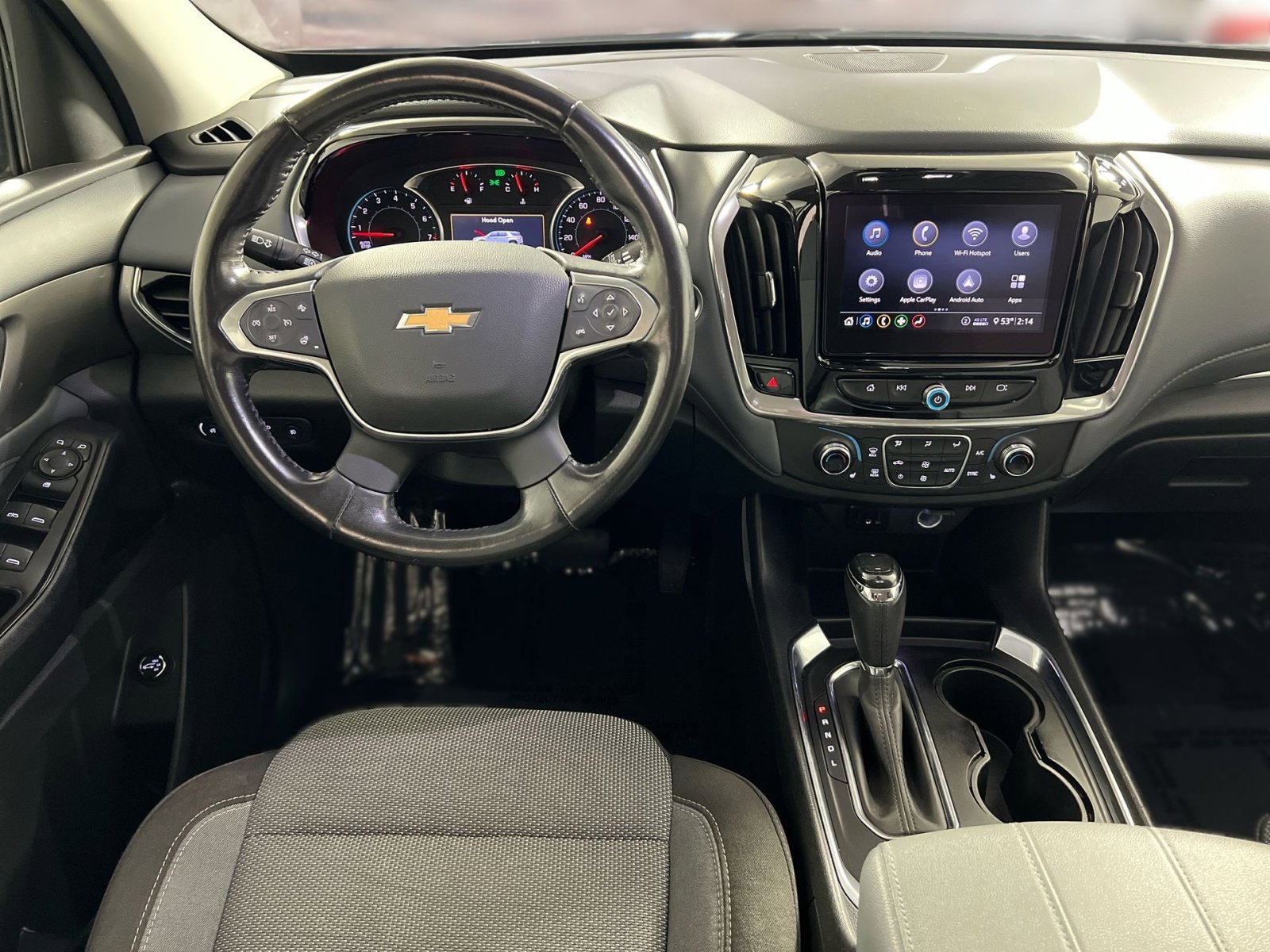 Used 2020 Chevrolet Traverse LT image 23