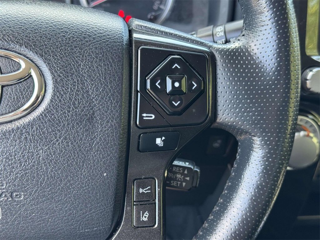 Used 2024 Toyota 4Runner TRD Off-Road Premium image 12