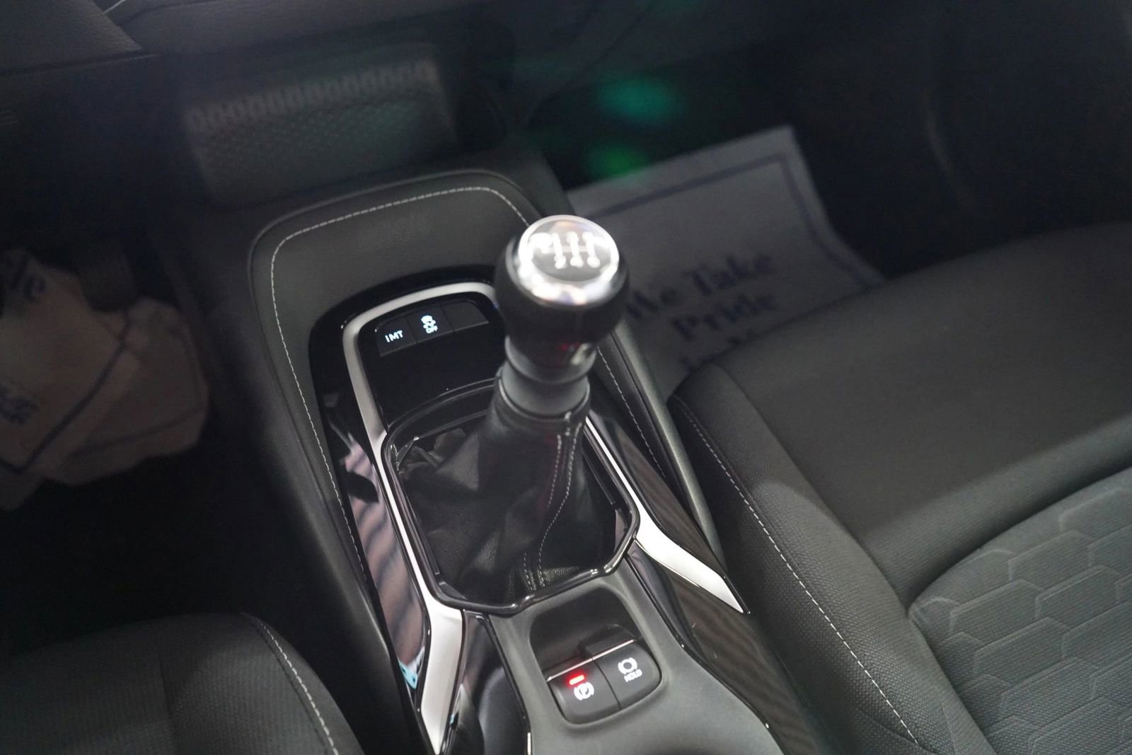 Used 2022 Toyota Corolla SE FWD image 12