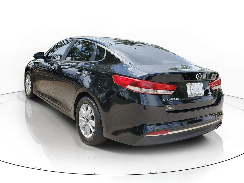Used 2018 Kia Optima LX image 4