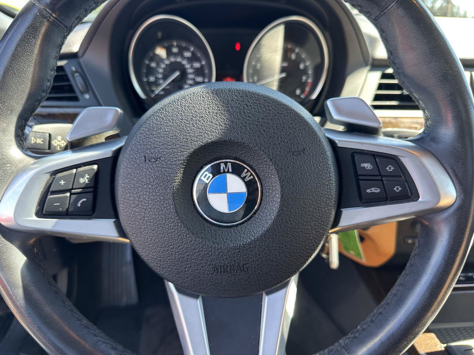 Used 2011 BMW Z4 sDrive30i RWD image 19