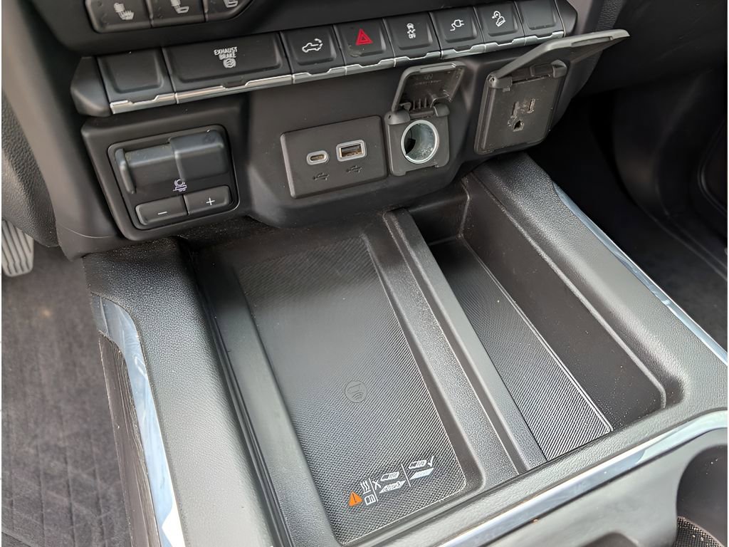 Used 2020 Chevrolet Silverado 2500 LTZ image 25