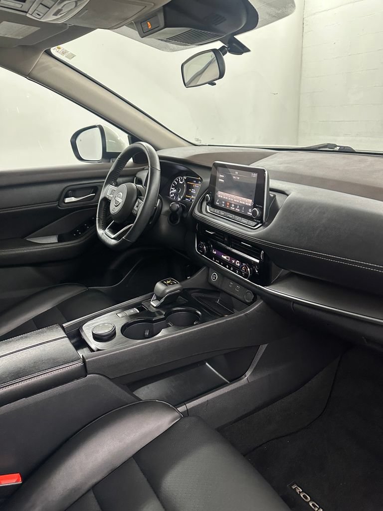 Used 2022 Nissan Rogue SV w/ SV Premium Package AWD/4WD image 35