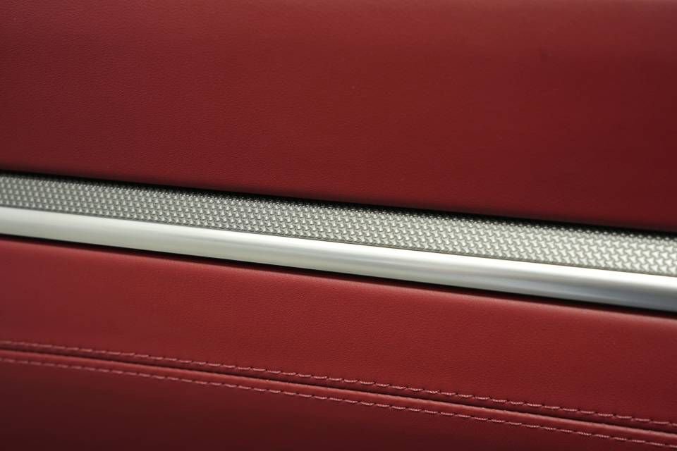 Certified 2025 Porsche 911 Carrera RWD image 31