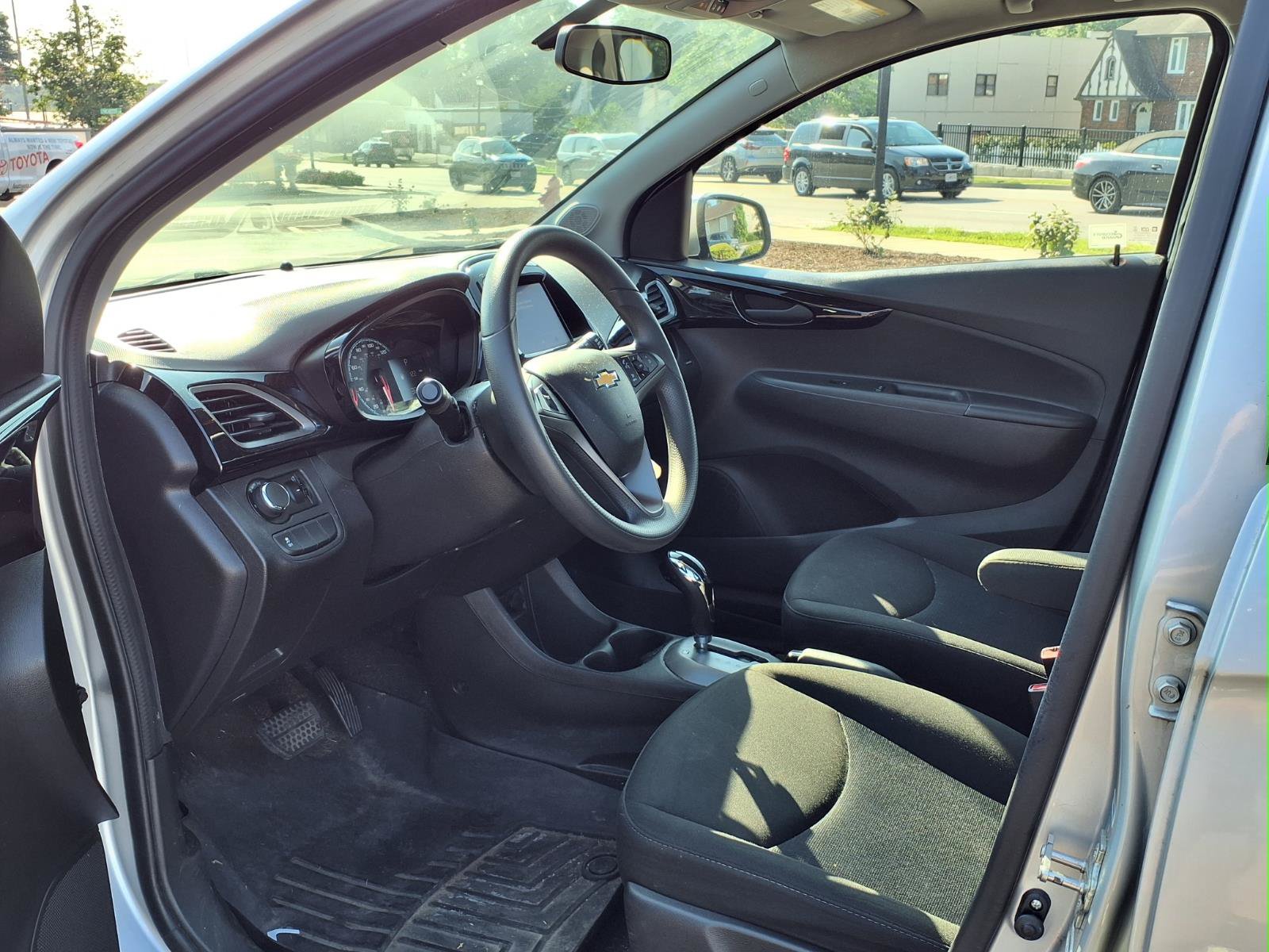 Used 2021 Chevrolet Spark LT FWD image 21