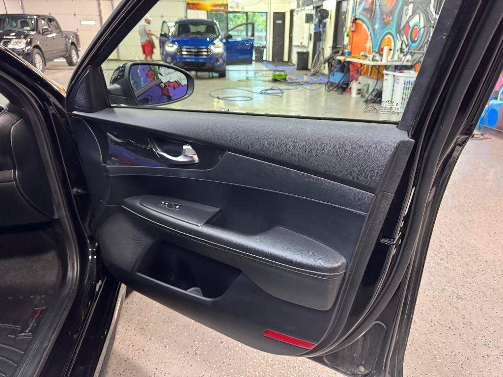 Used 2020 Kia Forte GT-Line FWD image 16