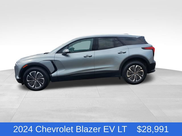 Certified 2024 Chevrolet Blazer EV LT AWD/4WD image 2