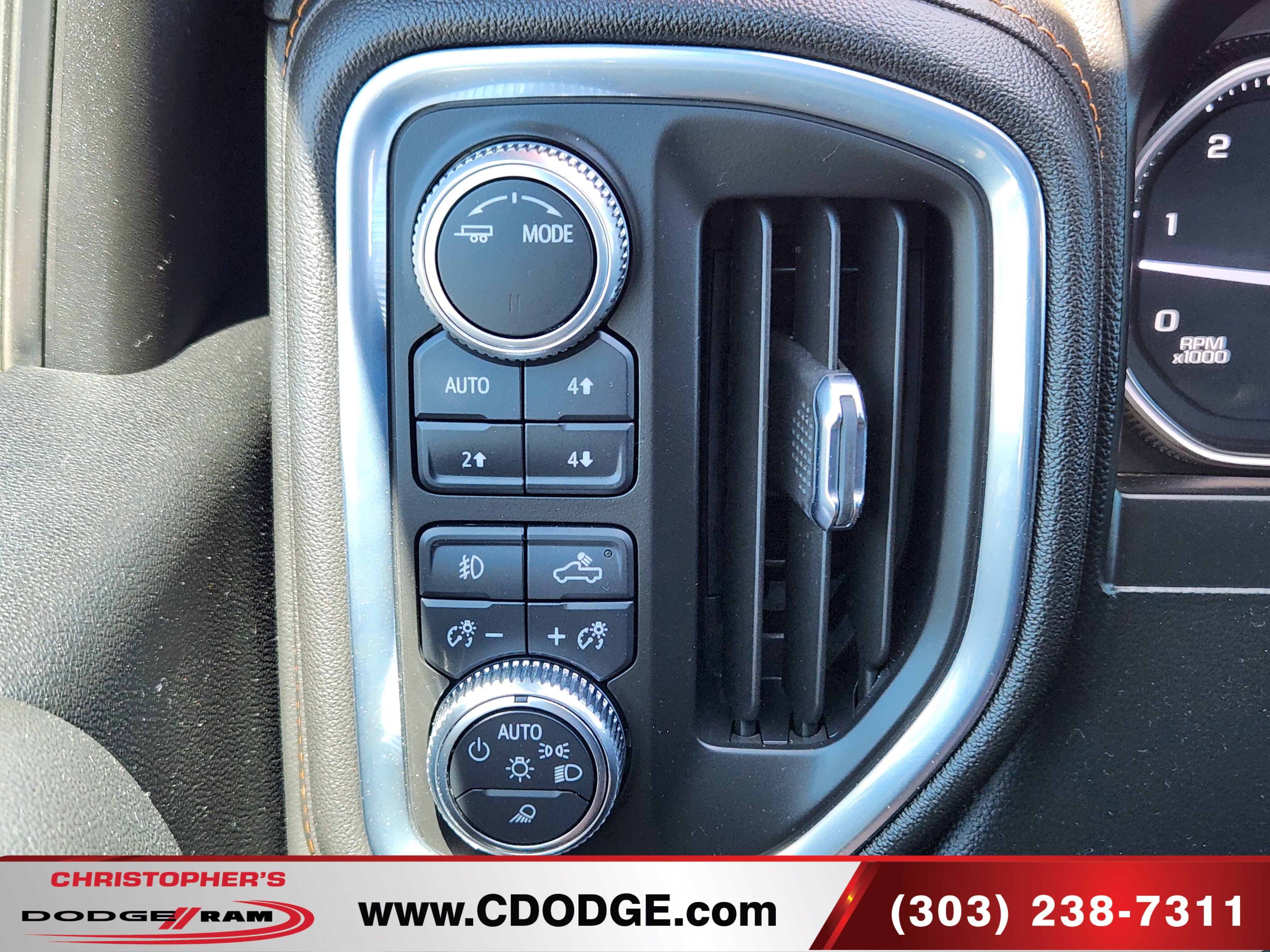 Used 2021 GMC Sierra 2500 AT4 AWD/4WD image 31