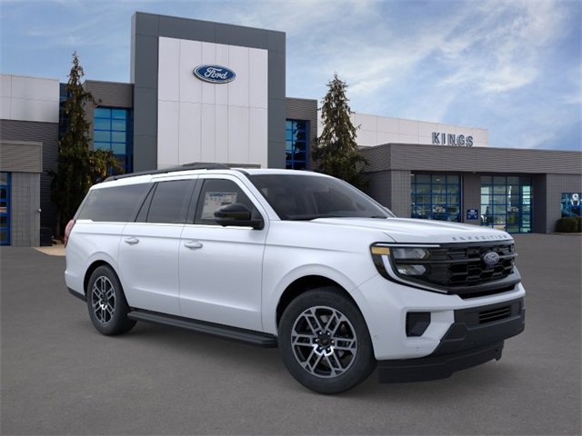 New 2025 Ford Expedition Max Active image 7