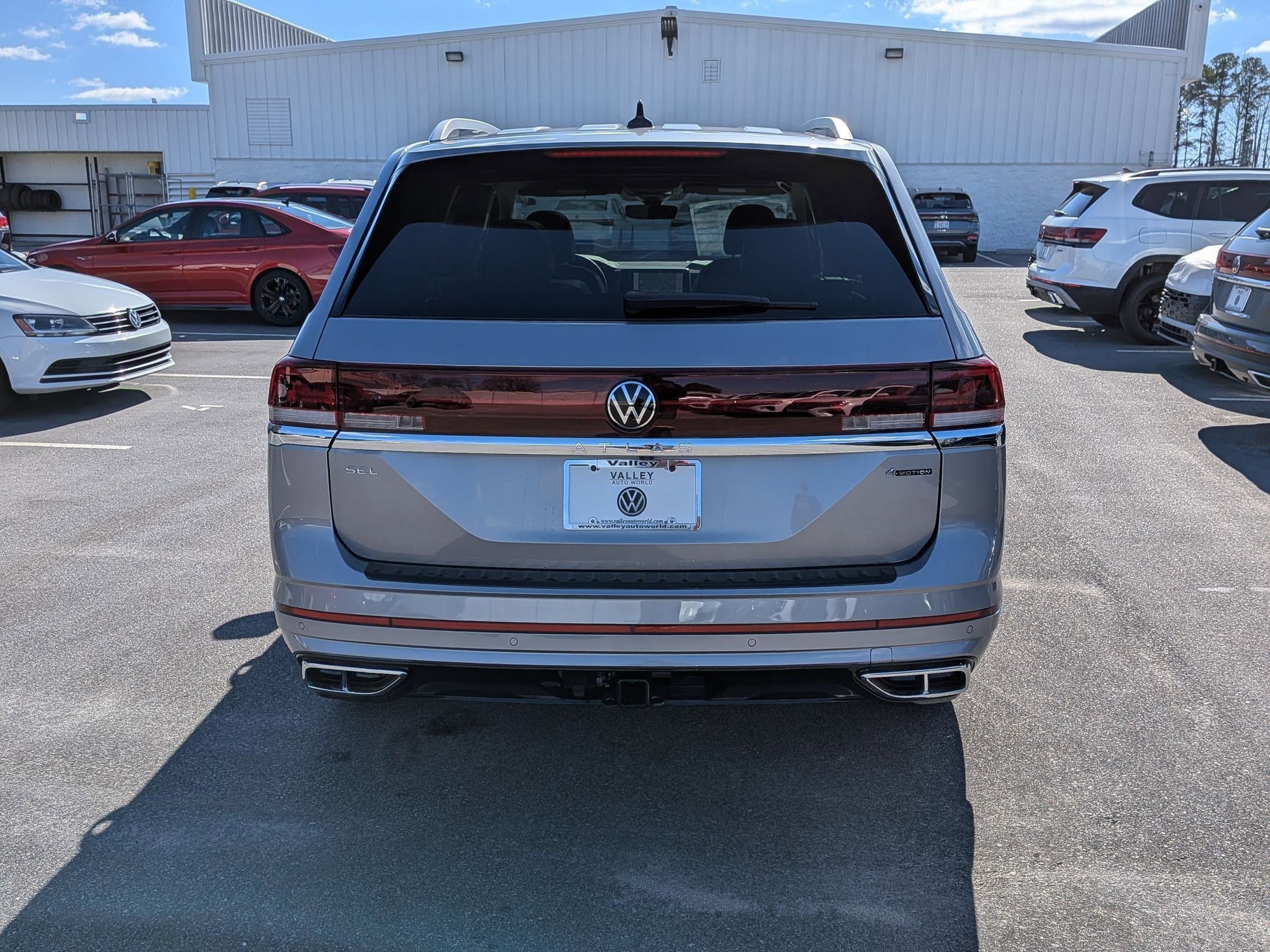 New 2026 Volkswagen Atlas SEL Premium R-Line AWD/4WD image 4