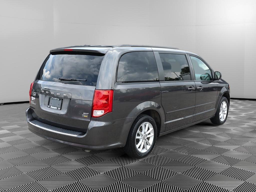 Used 2016 Dodge Grand Caravan SXT FWD image 8