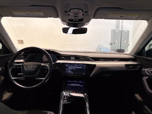 Used 2021 Audi e-tron Premium Plus w/ Premium Plus Package AWD/4WD image 5